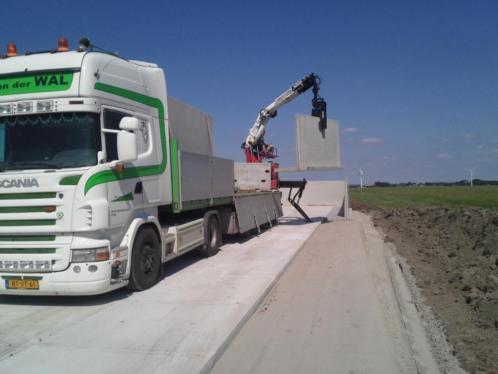 SILOWAND/KEERWAND 1,25mtr hoog zonder hak - nieuw.