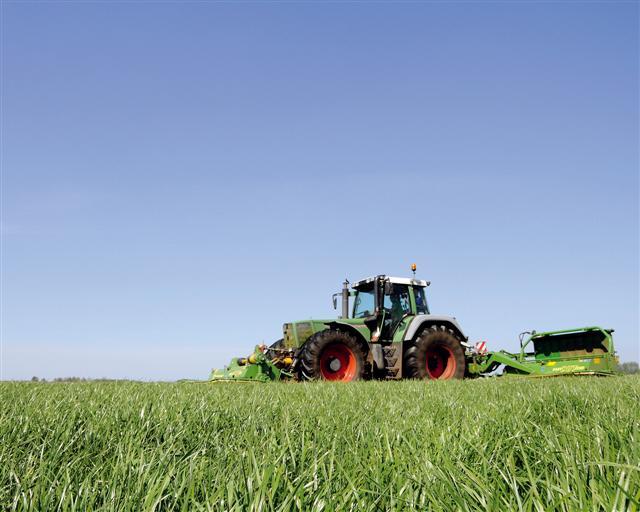 Vulkaan lavendel Bewustzijn Efarm.nl - Gevraagd - Ruwvoer - Kuilgras; los in de bult of in balen