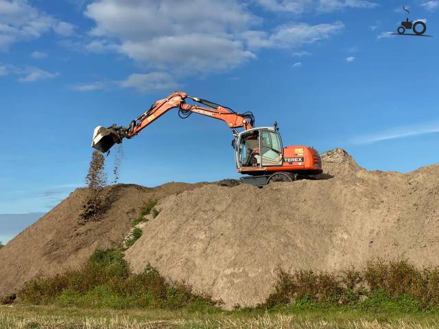 Spoelgrond met schone grond verklaring..