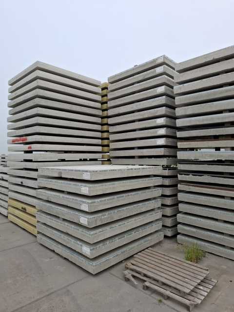 Betonplaat 200x200x16 met hoeklijn 2e Keus